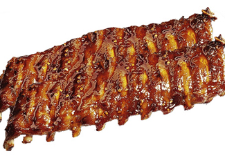 Gegrilde spare ribs met frites en sla